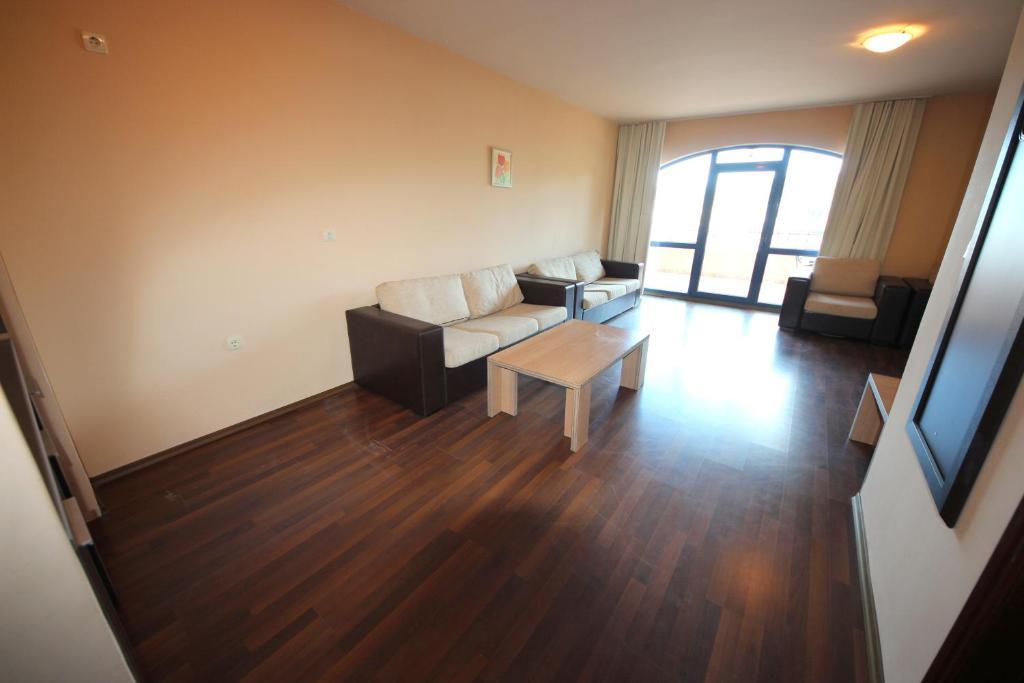 Menada Villa Bonita Apartments Sunny Beach Oda fotoğraf