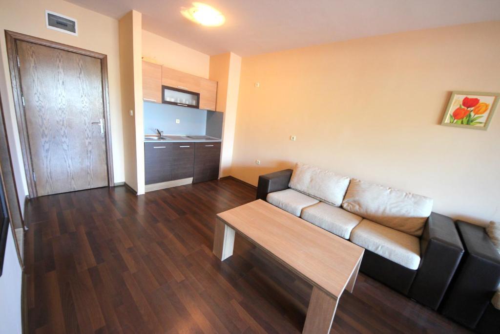 Menada Villa Bonita Apartments Sunny Beach Oda fotoğraf