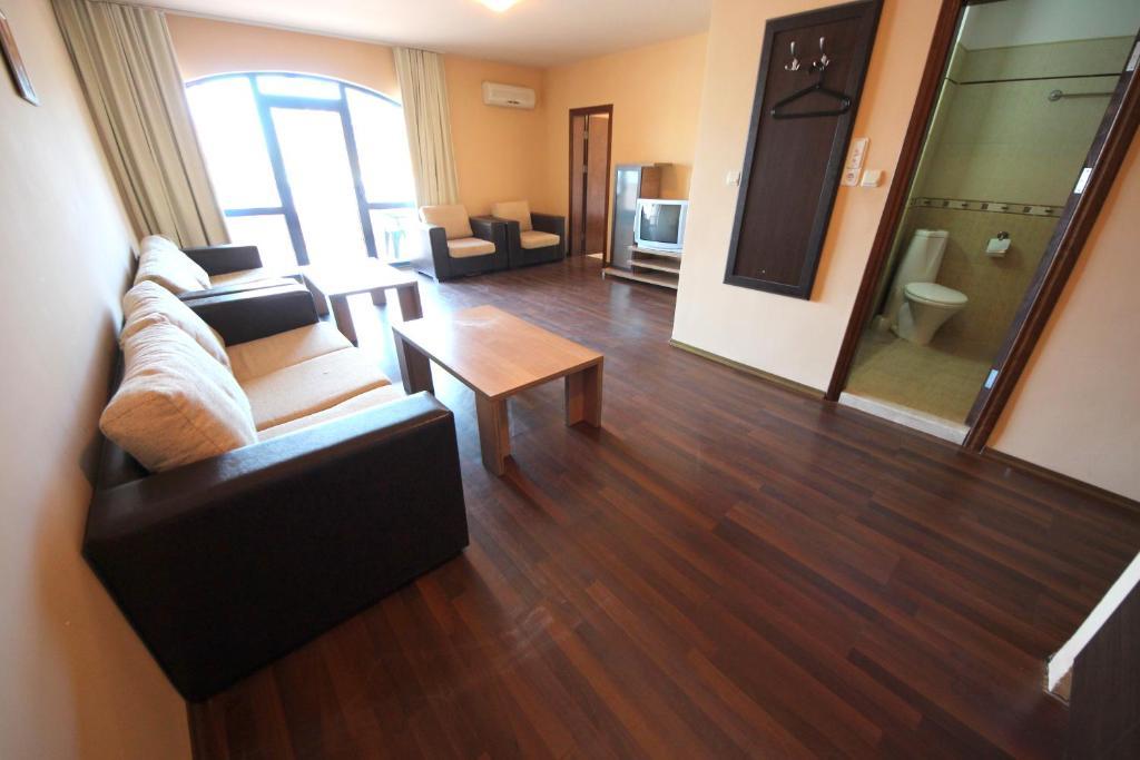 Menada Villa Bonita Apartments Sunny Beach Oda fotoğraf