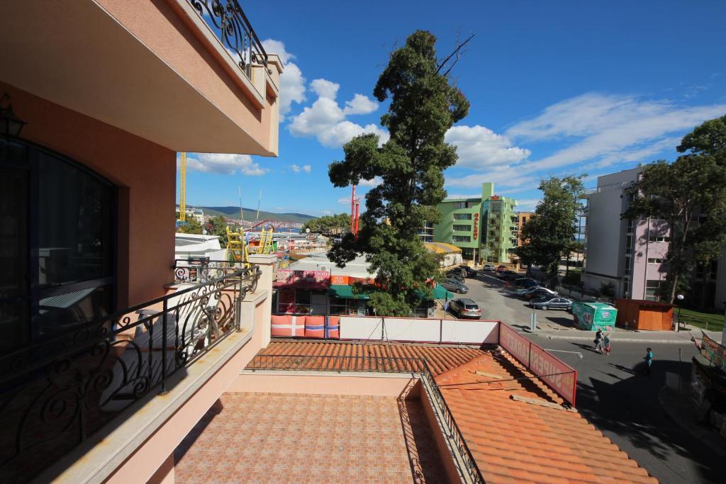 Menada Villa Bonita Apartments Sunny Beach Dış mekan fotoğraf